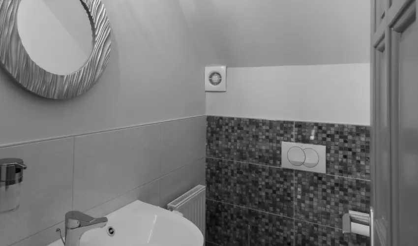 Villa Oliva Boutique Rooms Zam�rdi - Kedvezm�nyes �r csal�dok r�sz�reak reggelis ell�t�ssal (1 �jt�l)