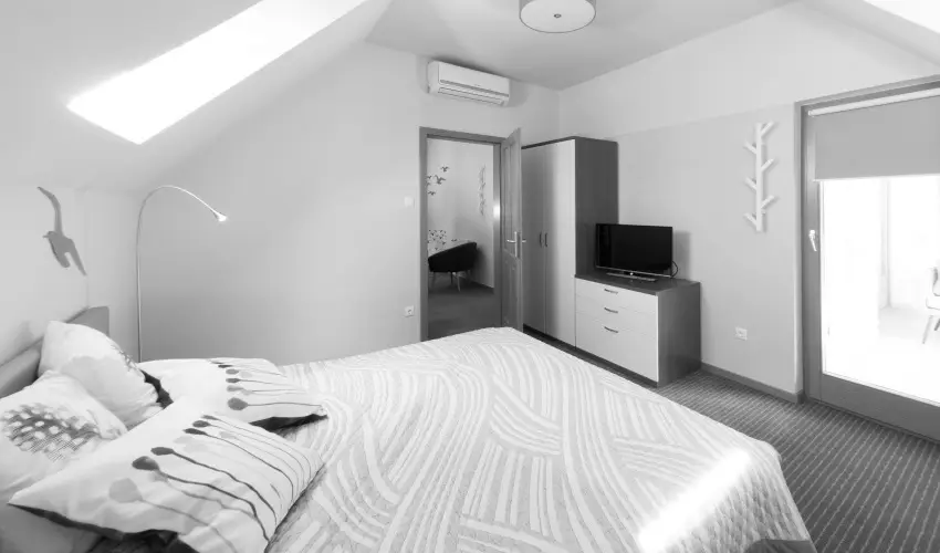 Villa Oliva Boutique Rooms Zam�rdi - Kedvezm�nyes �r csal�dok r�sz�reak reggelis ell�t�ssal (1 �jt�l)