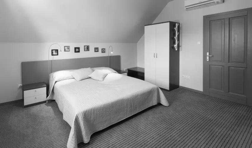 Villa Oliva Boutique Rooms Zam�rdi - Kedvezm�nyes �r csal�dok r�sz�reak reggelis ell�t�ssal (1 �jt�l)