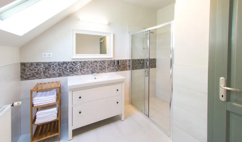 Villa Oliva Boutique Rooms Zam�rdi - Kedvezm�nyes �r csal�dok r�sz�reak reggelis ell�t�ssal (1 �jt�l)