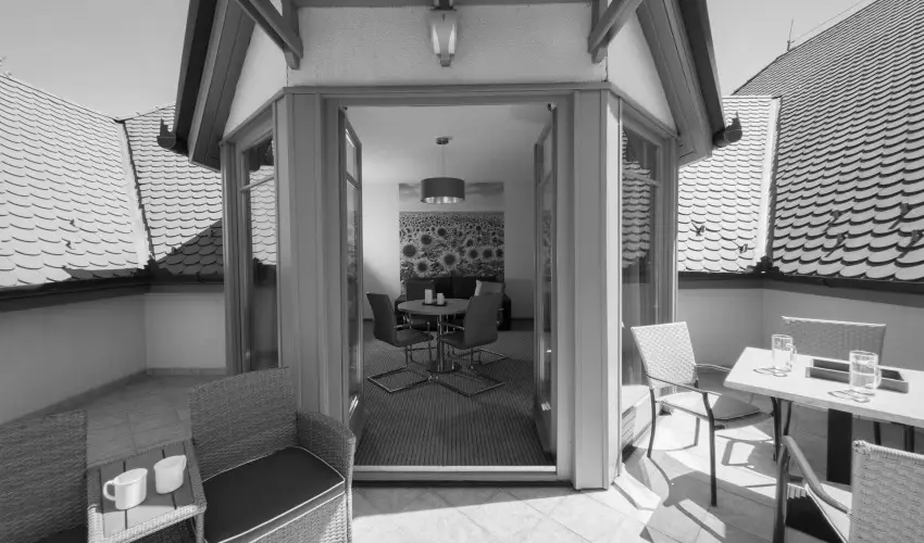 Villa Oliva Boutique Rooms Zam�rdi - Kedvezm�nyes �r csal�dok r�sz�reak reggelis ell�t�ssal (1 �jt�l)