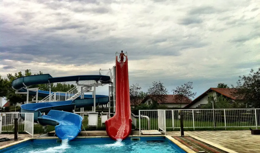 Villapark V�rgesztes V�rgesztes - Indul a vak�ci� kedvezm�nyes csomag (min. 3 �j)