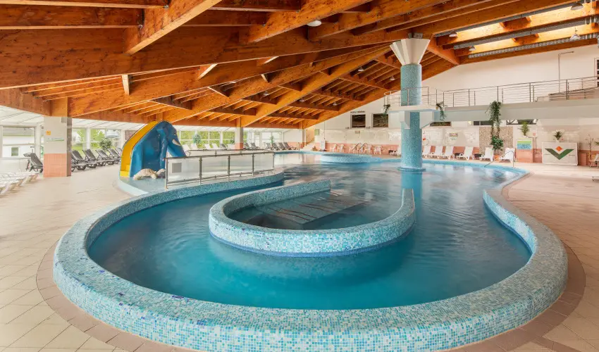 Villapark V�rgesztes V�rgesztes - Indul a vak�ci� kedvezm�nyes csomag (min. 3 �j)