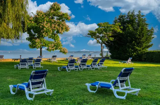 Vil�gos Hotel - El�foglal�si akci� (min. 4 �j)