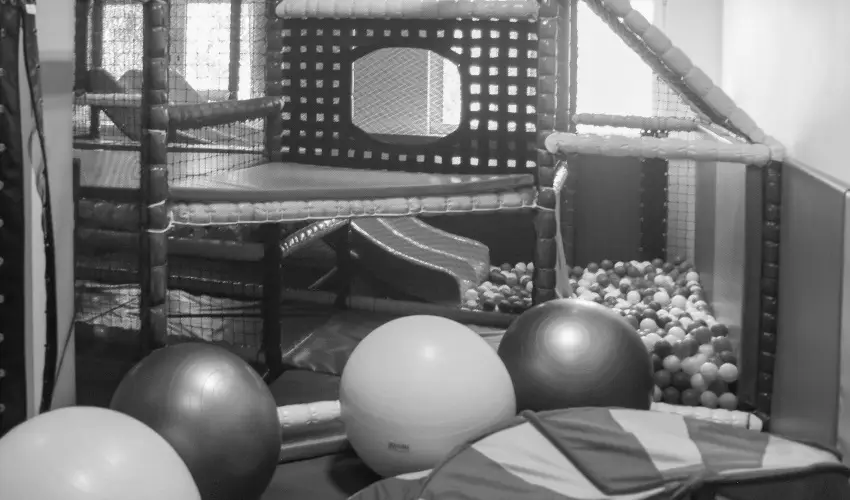 Vil�gos Hotel Balatonvil�gos - Kedvezm�nyes �r csal�dok r�sz�reak f�lpanzi�s ell�t�ssal (min. 2 �j)