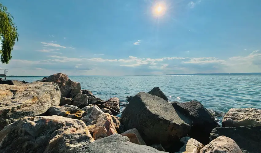 Vil�gos Hotel Balatonvil�gos - Balatoni Vak�ci� Reggelivel (min. 2 �j)