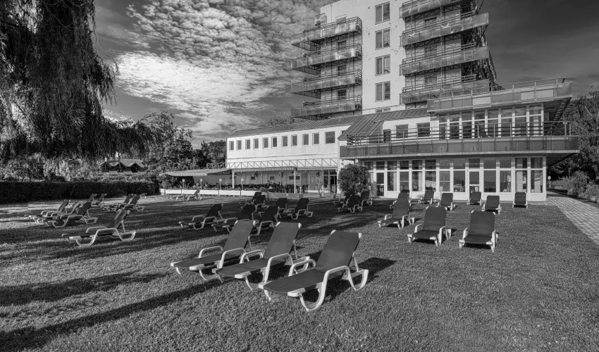 Vil�gos Hotel Balatonvil�gos - Kedvezm�nyes �r csal�dok r�sz�reak f�lpanzi�s ell�t�ssal (min. 2 �j)