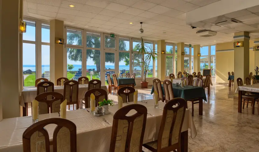 Vil�gos Hotel Balatonvil�gos - Balatoni Vak�ci� Reggelivel (min. 2 �j)