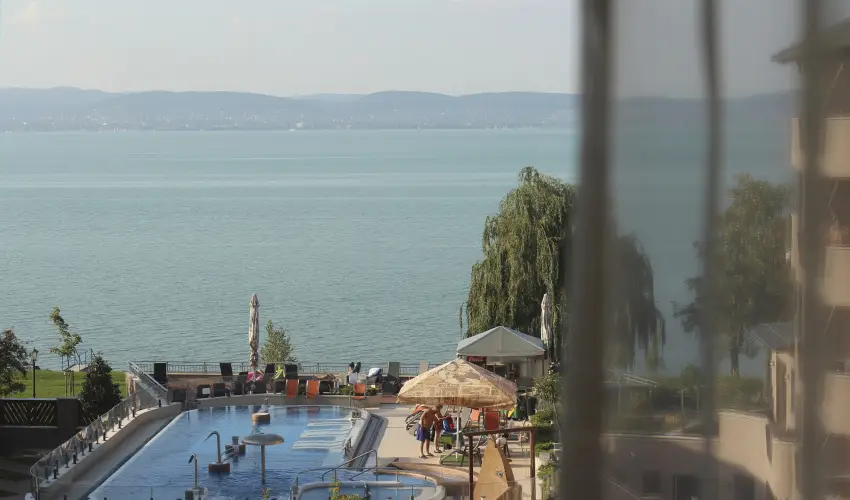 Hotel Wellamarin Zamrdi - Wella's Eve a PartOn Bisztrban (4 jszaka)