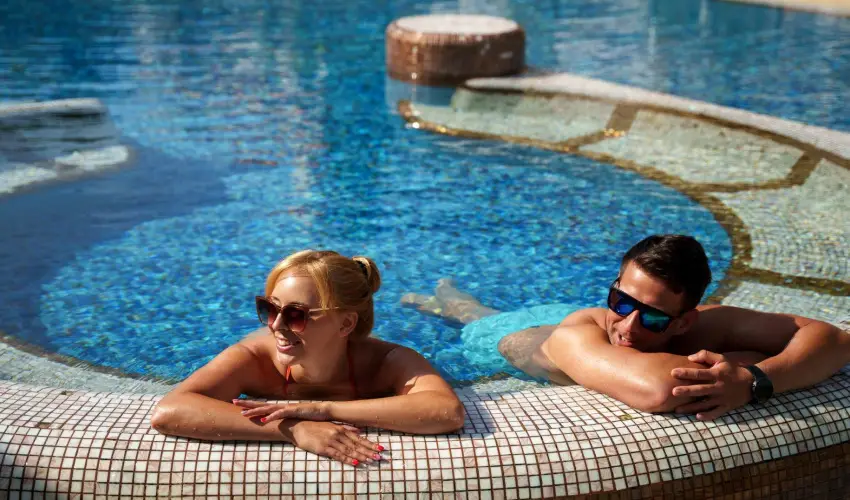 Hotel Wellamarin Zamrdi - Wella's Eve a PartOn Bisztrban (4 jszaka)