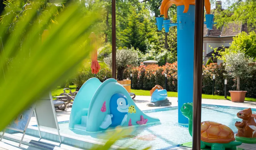 Wellness Hotel Gyula Gyula - Kedvezm�nyes �r csal�dok r�sz�re (1 �jt�l)