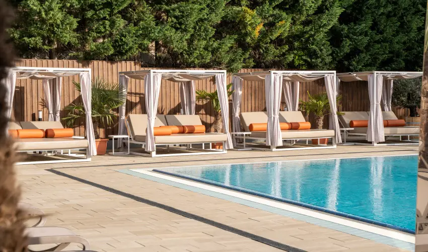 Wellness Hotel Gyula Gyula - Kedvezm�nyes �r csal�dok r�sz�re (1 �jt�l)