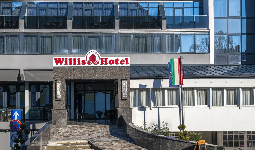 Willis Hotel Business & Wellness Zalaegerszeg - Kedvezmnyes r csaldok rszreak flpanzis elltssal (1 jtl)