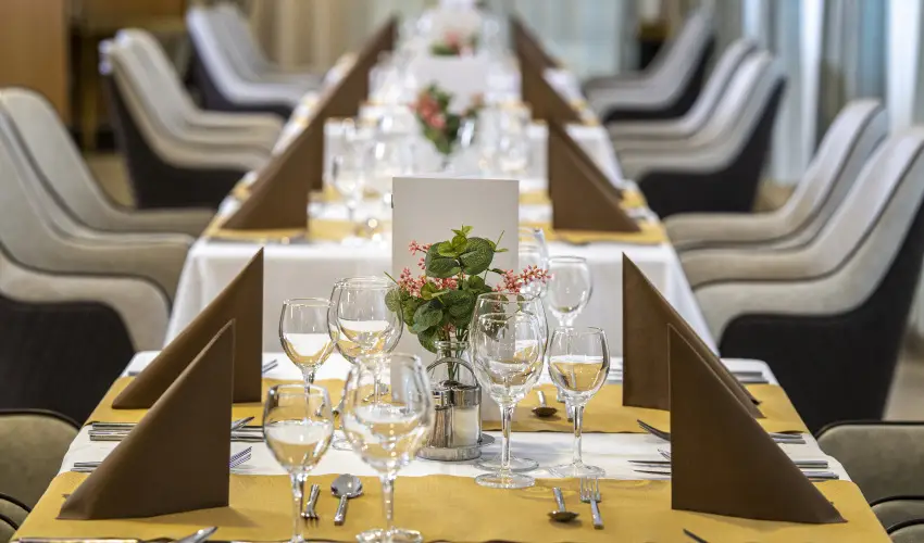 Willis Hotel Business & Wellness Zalaegerszeg - Kedvezmnyes r csaldok rszreak flpanzis elltssal (1 jtl)