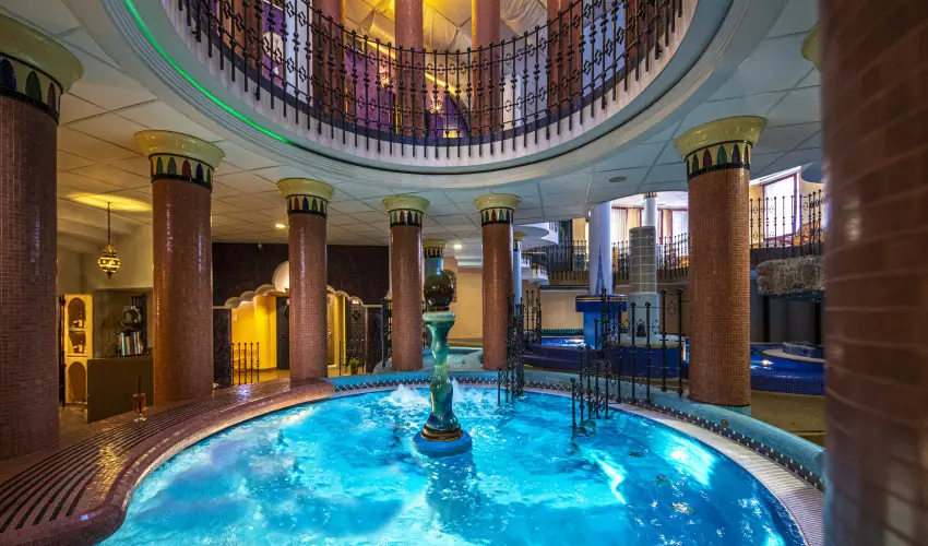 Willis Hotel Business & Wellness Zalaegerszeg - Kedvezmnyes r csaldok rszreak flpanzis elltssal (1 jtl)