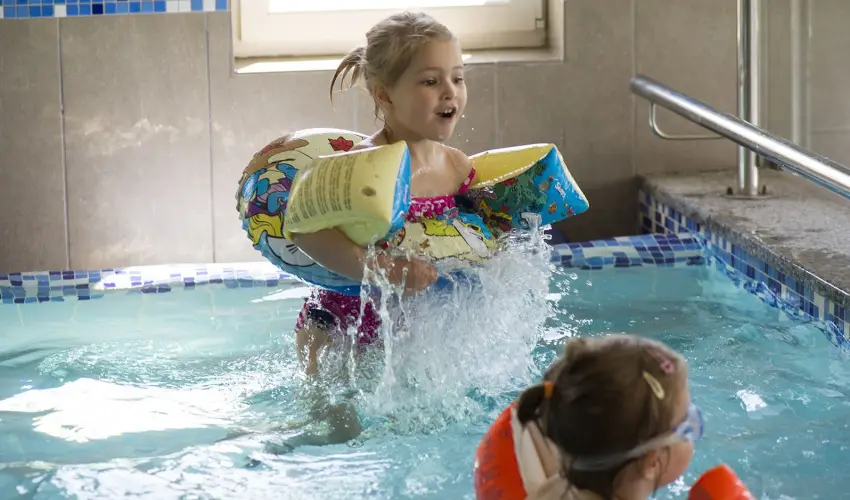 Zenit Hotel Balaton Vonyarcvashegy - Kedvezményes ár családok részéreak reggelis ellátással (1 éjtől)