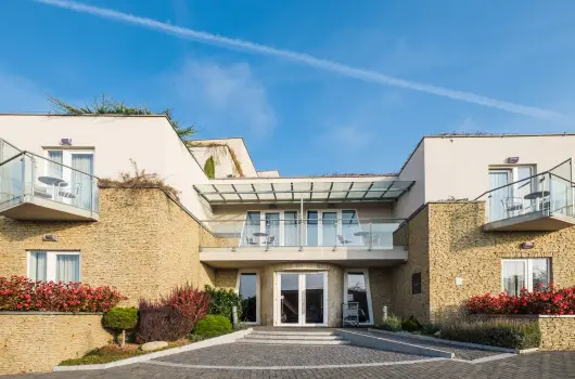 Zenit Hotel Balaton - Kedvezmnyes ajnlat flpanzival - teljes elrefizetssel