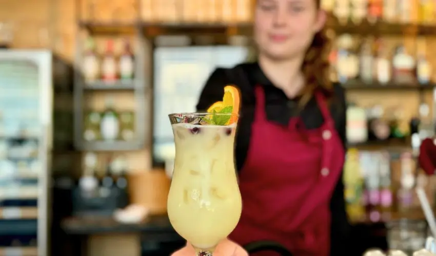 Zenit Hotel Balaton Vonyarcvashegy - Kedvezményes ár családok részéreak reggelis ellátással (1 éjtől)